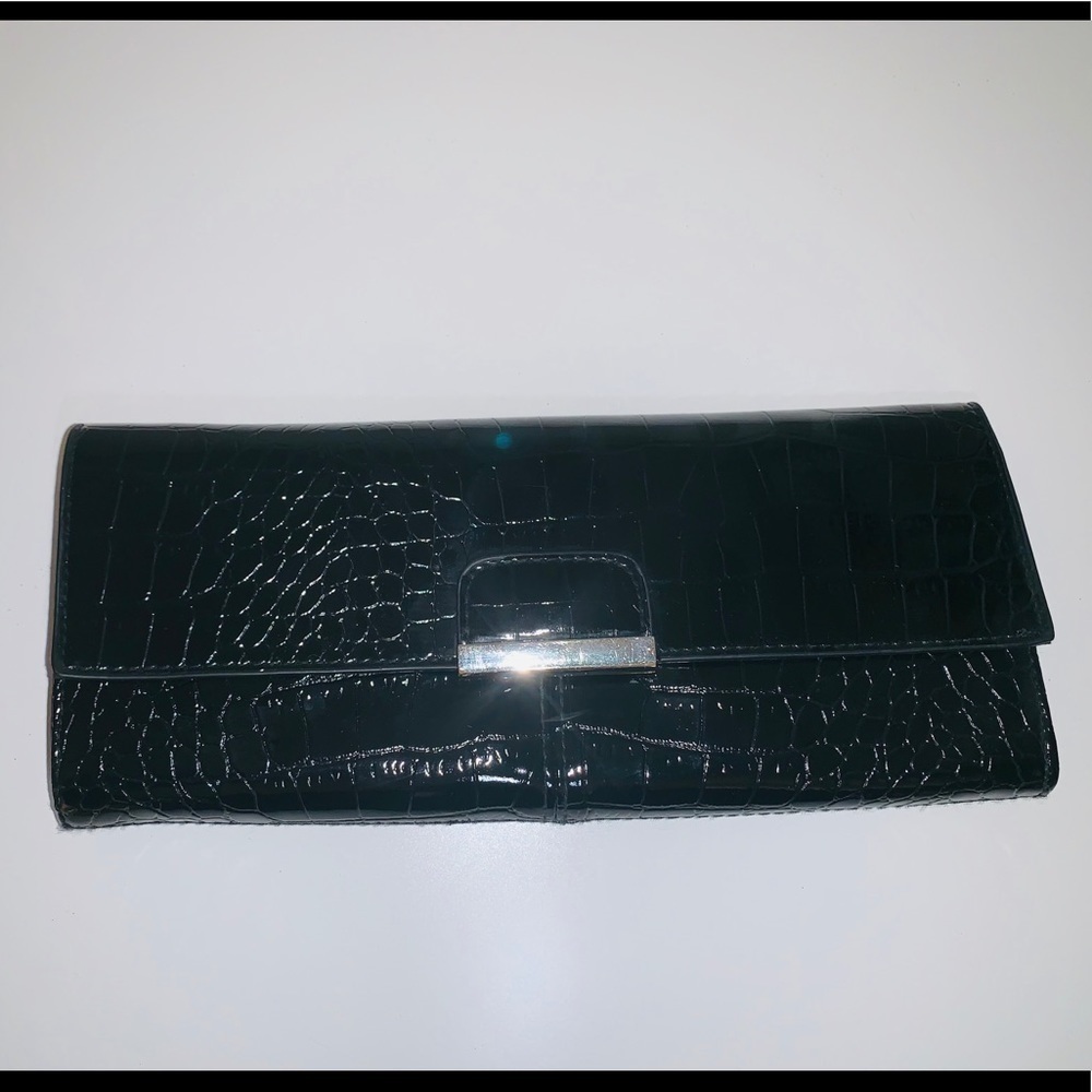 BLACK Clutch